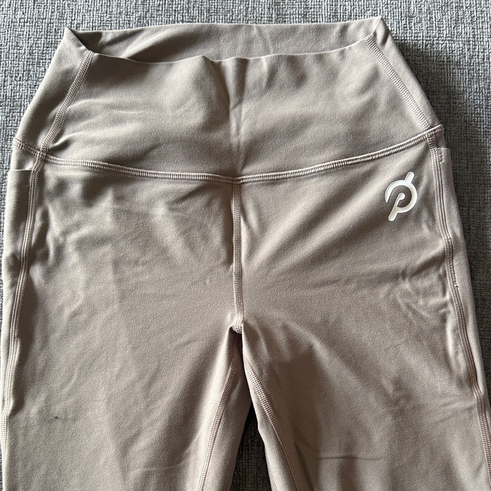 Peloton Beige Workout Leggings